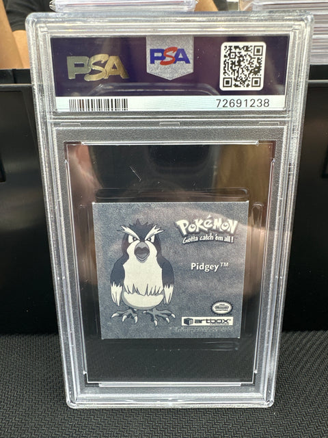 1999 PokéMon TCG Spearow #PR19 Serbian PSA 8